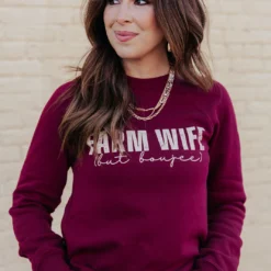 Farm Wife But Boujee Cursive Graphic Crewneck 12 Farm Wife But Boujee Cursive Graphic Crewneck -Women's Clothing Store 0P1A0396