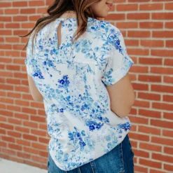 Feminine Floral Cuffed Sleeve Blouse 20 Feminine Floral Cuffed Sleeve Blouse -Women's Clothing Store 0P1A1284