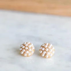 Clustered Pearls Stud Earrings