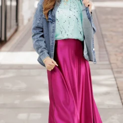 Elevated Everyday Midi Skirt 29 Elevated Everyday Midi Skirt -Women's Clothing Store 225A9551