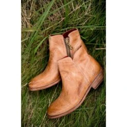 Yurisa BedStu Boots -Women's Clothing Store BB 0025 631e5f72 89d2 4a7d bc59 2ef9ccd3ef1a 201457