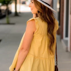 Swiss Dot Ruffle Accent Tank -Women's Clothing Store BB 0501 f676a1e2 2b2a 4c0b 8116 8871086d116d 998007