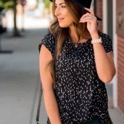 Feather Speckled Front Knot Tee 19 Feather Speckled Front Knot Tee -Women's Clothing Store BB 0619 86525e8e 1073 4bc8 8df7 9cb7ccb41180 218737