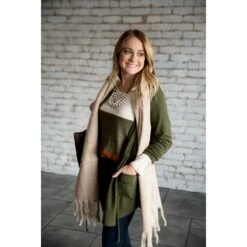 Ivory Fringe Bottom Scarf -Women's Clothing Store BB 0636