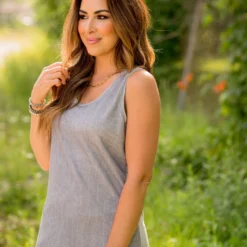 Woven Front Solid Back Tank 22 Woven Front Solid Back Tank -Women's Clothing Store BB 0961 6523bd50 6e8a 4ab4 bb3d bf1c41d60678 160158