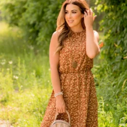 Vintage Floral Cinched Dress