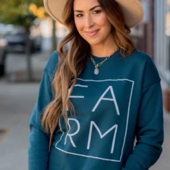 Farm Blocked Graphic Crewneck 12 Farm Blocked Graphic Crewneck -Women's Clothing Store BB 1463 26d62c24 e736 400e 8332 1cf1eea22e82 522020