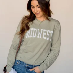 Midwest Long Sleeve Graphic Tee 20 Midwest Long Sleeve Graphic Tee -Women's Clothing Store BB 2015 dc5de76f ba27 4805 a297 73e009a09871 709887
