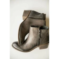 Liz Roan Short Boots 12 Liz Roan Short Boots -Women's Clothing Store BB 2166 d5f7cd1b 9748 42f9 b7ee 95d263b4320b