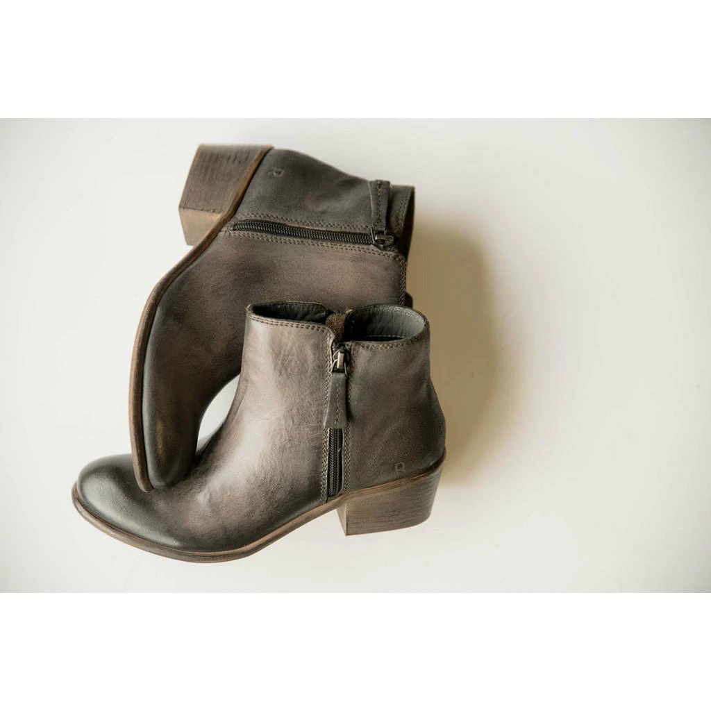 Liz Roan Short Boots 3 Liz Roan Short Boots - Image 3