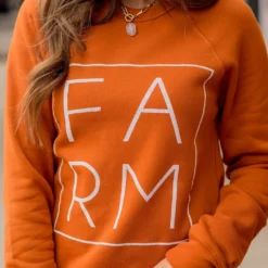 Farm Blocked Graphic Crewneck 17 Farm Blocked Graphic Crewneck -Women's Clothing Store BB 2246 e5b91ee6 ae53 4ebd 853f 3b568df74a89 740117