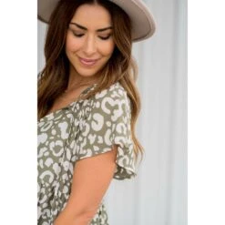 Large Leopard Print Blouse 36 Large Leopard Print Blouse -Women's Clothing Store BB 2328 4c28a8c5 45aa 458f 93a4 f933c296f05e