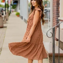 Textured Dot Ruffle Bottom V Midi Dress 33 Textured Dot Ruffle Bottom V Midi Dress -Women's Clothing Store BB 2357 ea56ca5f 7bb0 4e08 afd6 45e25a541165 979707