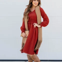 Cinch Accented Long Sleeve Dress