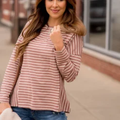 Mixed Stripes Side Accented Tee