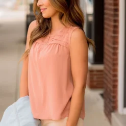 Detailed Top Keyhole Tank -Women's Clothing Store BB 3871 49c86587 b8ad 40a2 b05e ff132aebe620 300008