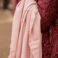 Basic Frayed Edge Scarf -Women's Clothing Store BB 4677 d5905e11 81ac 4c63 87da 3e65fd3e5f89 140045