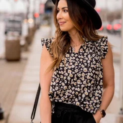 Scattered Blooms Flutter Trim V Blouse 18 Scattered Blooms Flutter Trim V Blouse -Women's Clothing Store BB 5311 3b6a7587 546e 4b6f 9411 641d03bc06ce 947793