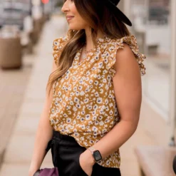 Scattered Blooms Flutter Trim V Blouse 26 Scattered Blooms Flutter Trim V Blouse -Women's Clothing Store BB 5342 a3f67e01 b41a 46b2 8593 4bdd1f017ef3 436367