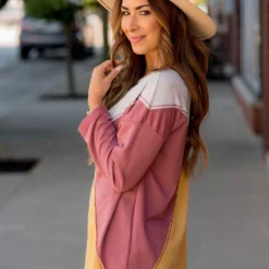 Raw Edge Stitch Tee -Women's Clothing Store BB 5491 cce85dba 42d2 444c bd67 9acb643c0c03 313103