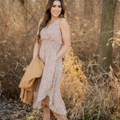 Vintage Floral Wrap Bottom Midi Dress 18 Vintage Floral Wrap Bottom Midi Dress -Women's Clothing Store BB 6858 12e25563 ed3f 4b93 90aa af6977820ceb