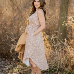 Vintage Floral Wrap Bottom Midi Dress 19 Vintage Floral Wrap Bottom Midi Dress -Women's Clothing Store BB 6860 b68044ea 453d 43e4 9b0b a7fa876ff51e