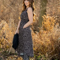 Vintage Floral Wrap Bottom Midi Dress 25 Vintage Floral Wrap Bottom Midi Dress -Women's Clothing Store BB 6938 722d30ba be93 41a5 af08 f60cc6cbb5a0