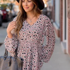 Floral Fun Cinched V Blouse 19 Floral Fun Cinched V Blouse -Women's Clothing Store BB 7086 c4f02787 30bd 4412 a425 973203b63764 587124