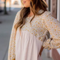 Vintage Floral Accented Blouse 15 Vintage Floral Accented Blouse -Women's Clothing Store BB 7227 2c0d1d7c 6b63 4a78 a042 5447525ab81a 841011