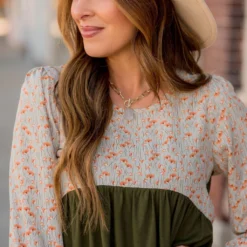 Vintage Floral Accented Blouse 18 Vintage Floral Accented Blouse -Women's Clothing Store BB 7483 94902f9a 7cba 4ec2 b10d 1cbae2f70712 881739