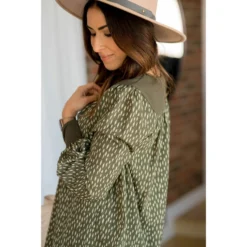 Brush Stroke Bib Blouse 10 Brush Stroke Bib Blouse -Women's Clothing Store BB 7535 2d999ece 7ee1 4477 b026 0889a0684adf