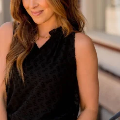 Subtle Textured Dots V-Neck Tank -Women's Clothing Store BB 7685 552170d0 1702 4d30 ba9d 6acab3c52868 630962