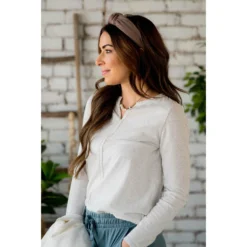 Raw Seamed Basic V-Neck Tee -Women's Clothing Store BB 8459 f9c2992c 49e0 414c 92d5 72def830d1f9