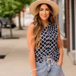 Geo Tank -Women's Clothing Store BB 8467 ab918822 7e0c 47ef 93d6 e0b392c1daec 100532