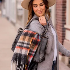 Day In The City Stylish Scarf 14 Day In The City Stylish Scarf -Women's Clothing Store BB 8560 036c978d 699d 4eb7 85cb cbfe80c21398 633891