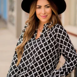 Geo Blouse -Women's Clothing Store BB 8787 ce8edfb5 348b 4bce 861e 76685510e8c3 158592