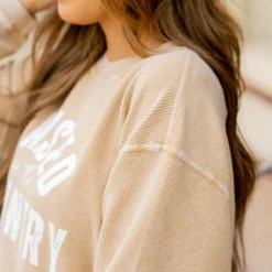 Raised In The Country Lightly Ribbed Graphic Crewneck 12 Raised In The Country Lightly Ribbed Graphic Crewneck -Women's Clothing Store BB 9022 25ffab8c 318f 4688 8c68 e1a74a0a8e0d 827133