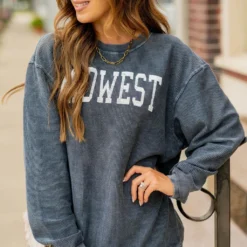 Bold Midwest Ribbed Crewneck -Women's Clothing Store BB 9238 e1176805 bb5a 4d72 ae19 10a5c2816c42 234441