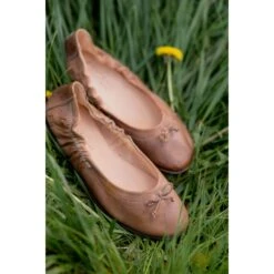 Bosworth BedStu Flats -Women's Clothing Store BB 9252 ee7ed811 9436 4d94 a1f2 39861ae73be8
