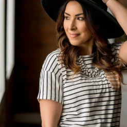 Contrasting Striped Pocket Tee -Women's Clothing Store BB 9385 d5578079 bc2b 4593 af12 a63607b9ff6a