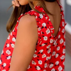 Floating Floral Ruffle Accent V Tank -Women's Clothing Store BB 9765 3e578452 a4ec 4af7 bd1b f3abb1007261 711288