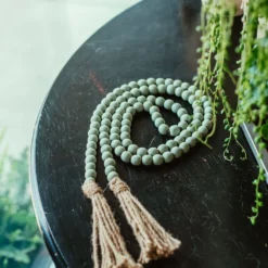 Colored Bead Garland W/ Tassels -Women's Clothing Store BB6 17 22 55 448382