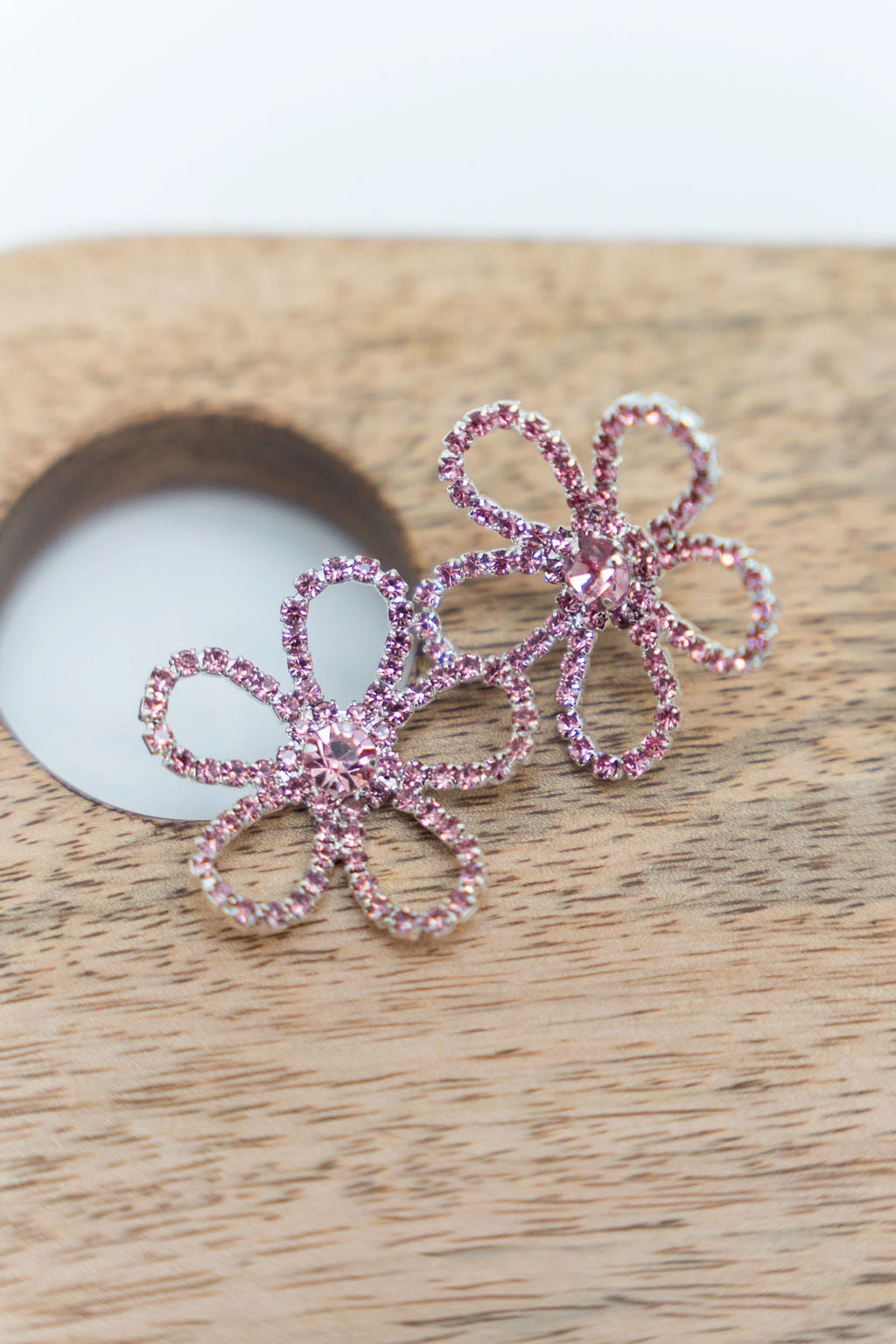 Shining Daisies Stud Earrings 7 Shining Daisies Stud Earrings - Image 7