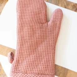 Waffled Oven Mit -Women's Clothing Store BBSept 23Shoot1 161 677331