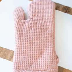 Waffled Oven Mit -Women's Clothing Store BBSept 23Shoot1 165 540291