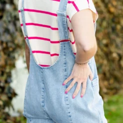 Deep V Denim Short Overalls 7 Deep V Denim Short Overalls -Women's Clothing Store DSC 1079 3ac9b06e a4bb 4931 ac7c 289ee35813fd