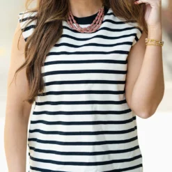 Bold Striped Solid Collar Tank 24 Bold Striped Solid Collar Tank -Women's Clothing Store DSC 1901 0f21032e 23d2 49e8 b3eb 445cb03d2f5b
