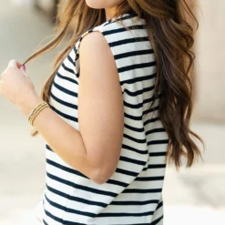 Bold Striped Solid Collar Tank 25 Bold Striped Solid Collar Tank -Women's Clothing Store DSC 1910 b8e27f88 9dad 4de9 9eab 1bcbc44657f0