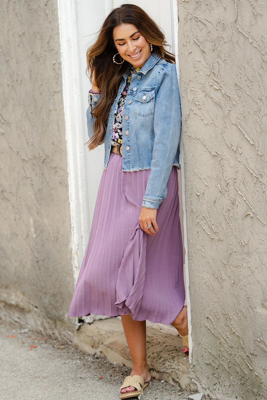 Chic Accordion Midi Skirt 8 Chic Accordion Midi Skirt - Image 8