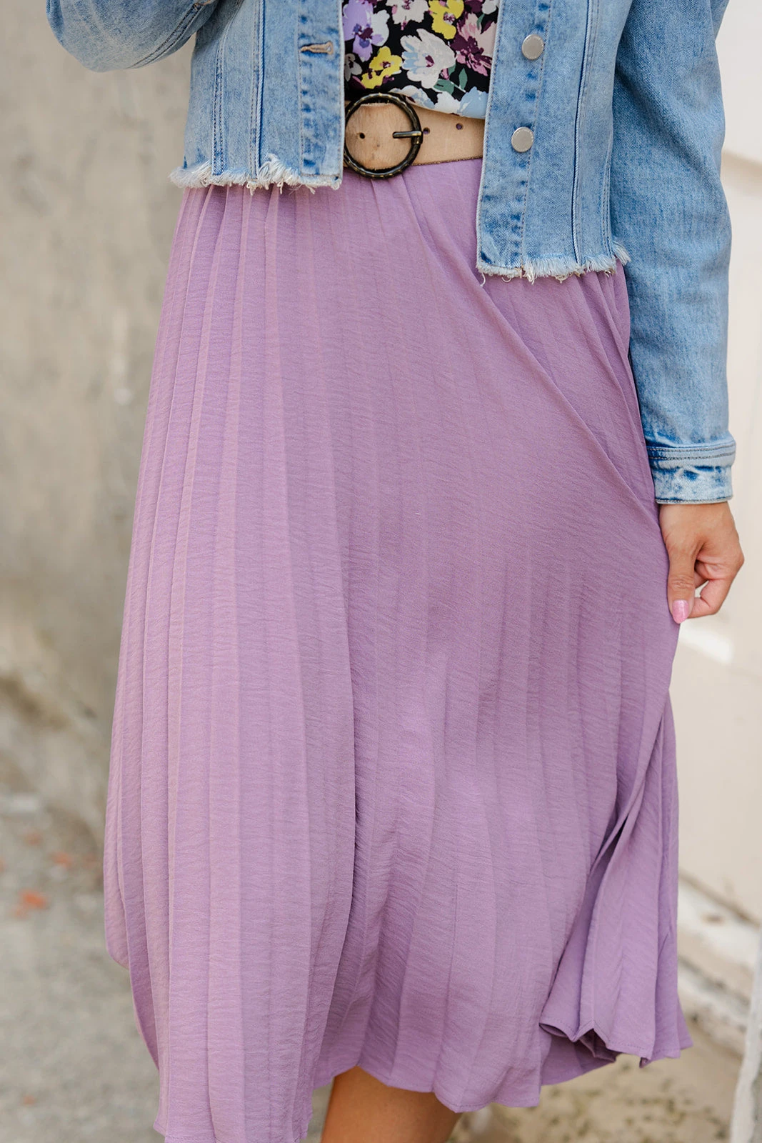 Chic Accordion Midi Skirt 9 Chic Accordion Midi Skirt - Image 9